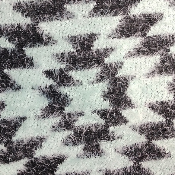 Say What? Women's sweater size XL - Picture 4 of 9